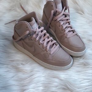 Nike AirForce Sneakers!